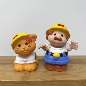 Fisher Price Little People Construction worker & Cat 1998 Rare Vintage